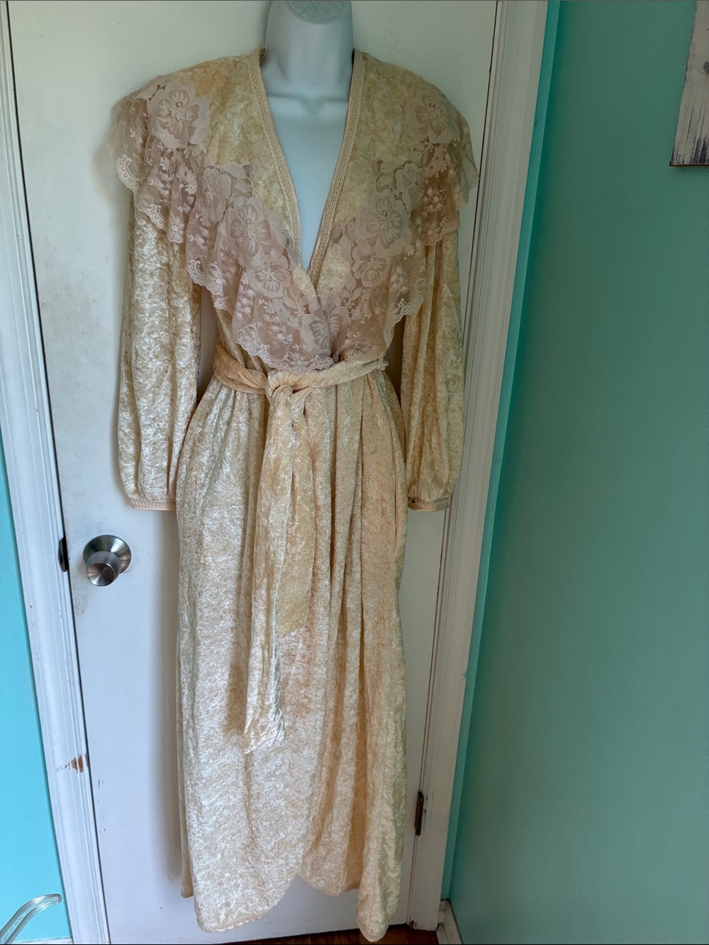 Vintage Christian Dior Lingerie Crushed velvet and Lace Trim Long bathrobe